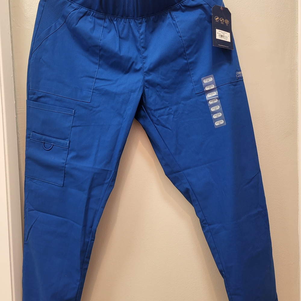 Cherokee Workwear Professionals Women's 6-Pocket Half Jogger Scrub Pants PETITE